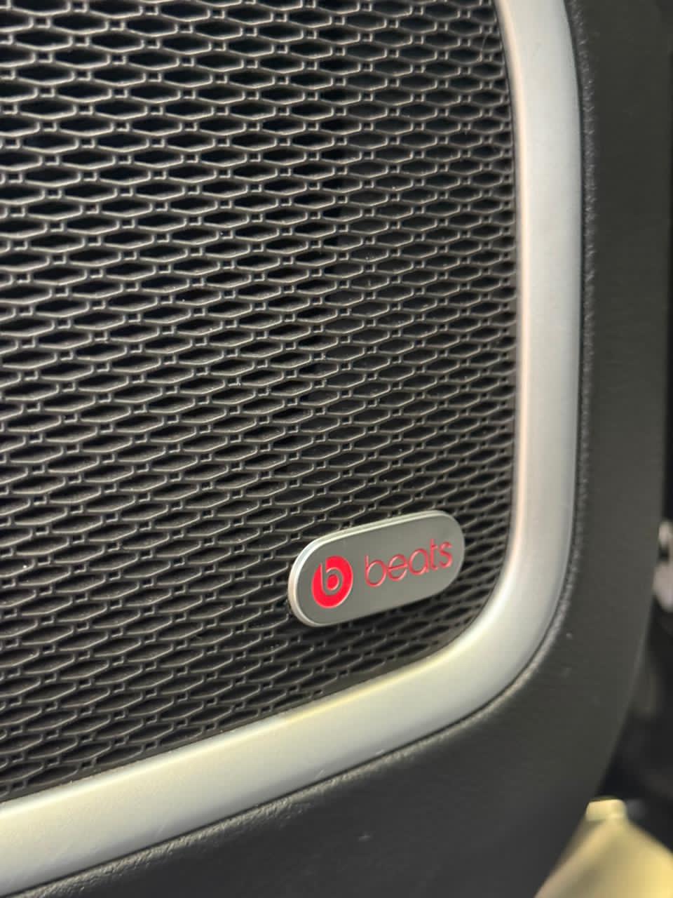 6841ec4a-cdbd-4eb9-a062-6598c206f899